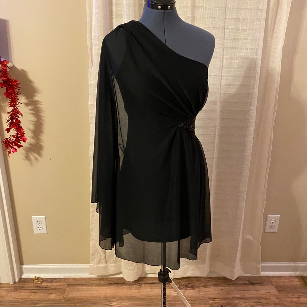 Xoxo cocktail little black dress!
